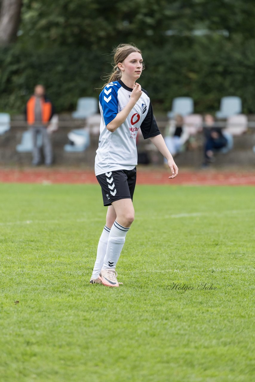 Bild 403 - wBJ VfL Pinneberg - Germania Schnelsen : Ergebnis: 15:1